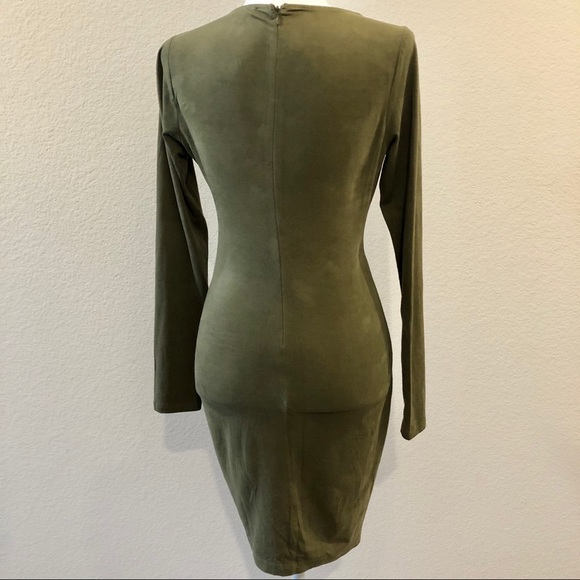 Solemio asymmetrical hem faux suede olive green long sleeve bodycon v-neck dress - Picture 12 of 13